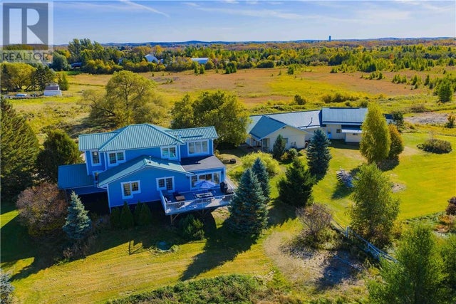 4301 Regional Road 35, Chelmsford