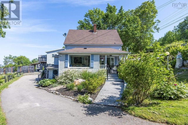 608 Granville Road, Victoria Beach