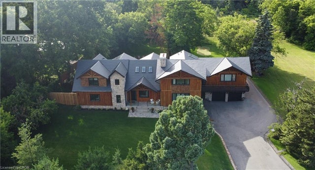 2019 Dundas Street, Burlington