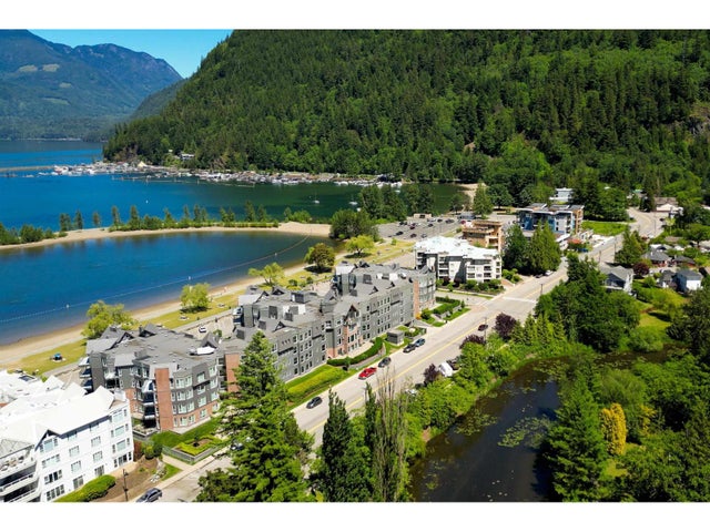 317 378 Esplanade Avenue|harrison Hot Springs, Harrison Hot Springs