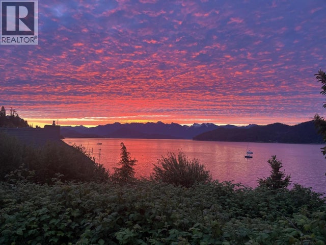 484 Marine Drive, Gibsons