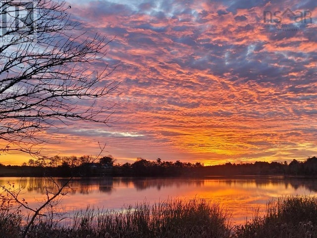 102 Harold Silver Road, Lower Northfield