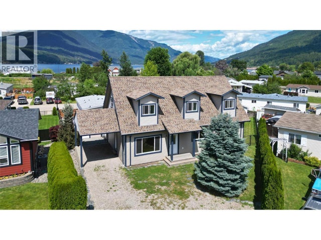 7281 46 Street Ne, Salmon Arm