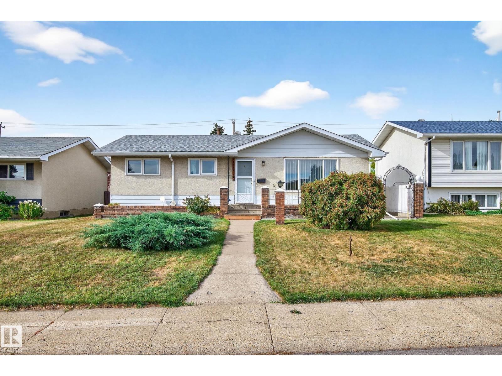 15008 96 St Nw Nw, Edmonton