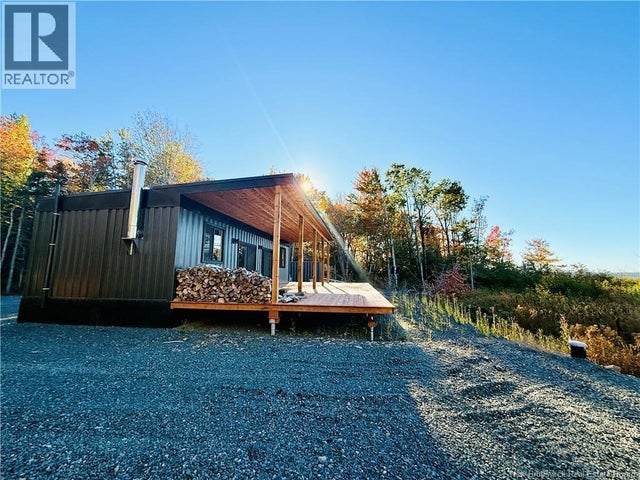 731 Pointe Aux Carr Road, Napan