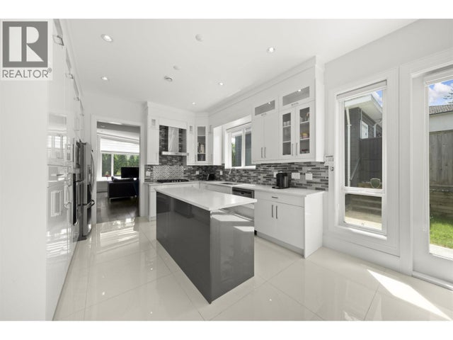 7697 Ulster Street, Burnaby