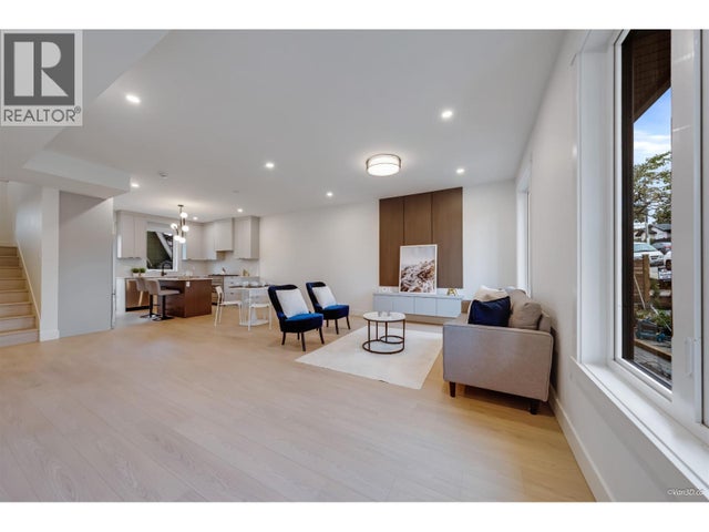 3 7893 2nd Street, Burnaby