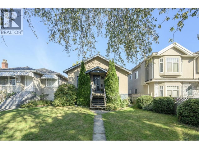 2633 Venables Street, Vancouver