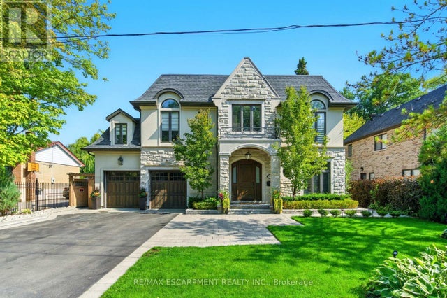 1499 Trotwood Avenue, Mississauga (mineola)