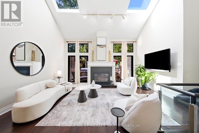 192 Pacific Avenue, Toronto (high Park North)