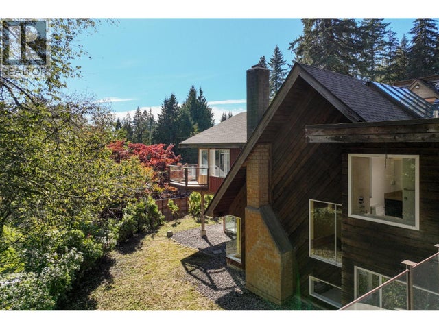 1491 Dempsey Road, North Vancouver