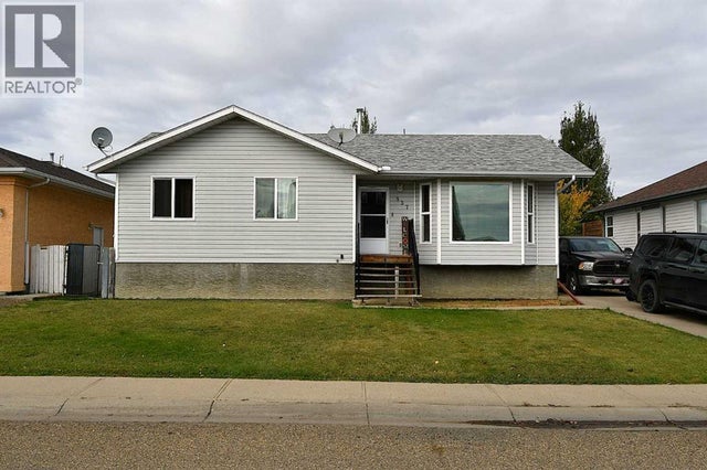 337 Laura Ave Avenue W, Duchess