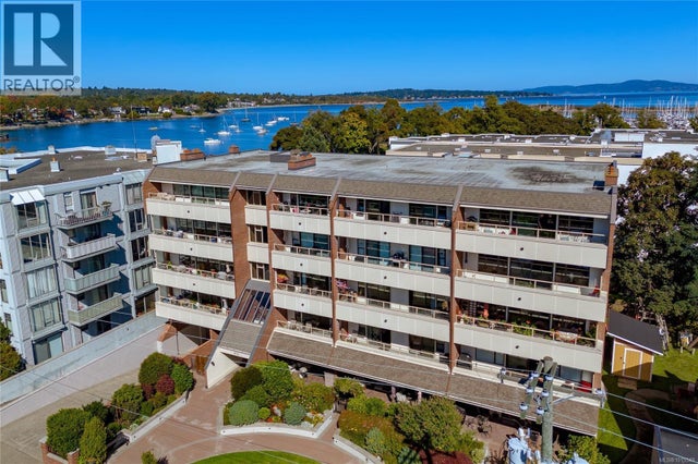 503 1175 Newport Ave, Oak Bay