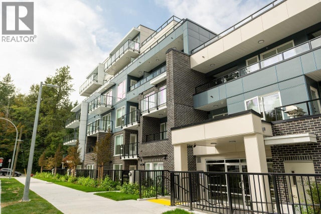 301 2002 St. George Street, Port Moody