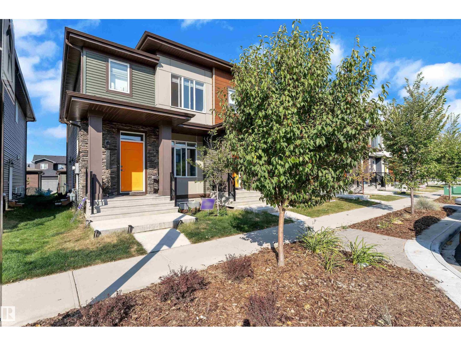 1448 Keswick Dr Sw, Edmonton