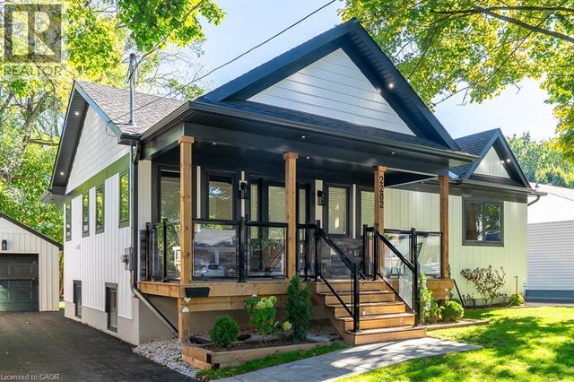 2282 Fairleigh Place, Burlington