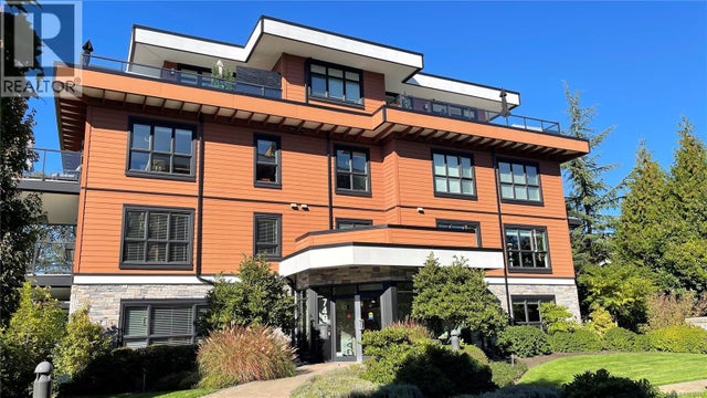 405 740 Travino Lane, Saanich