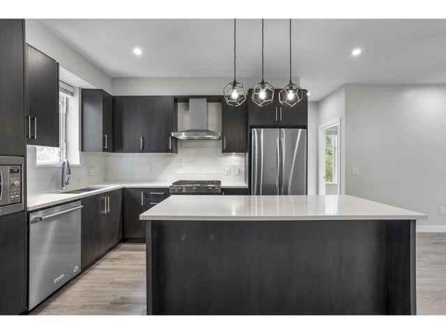 306 15436 31 Avenue, Surrey