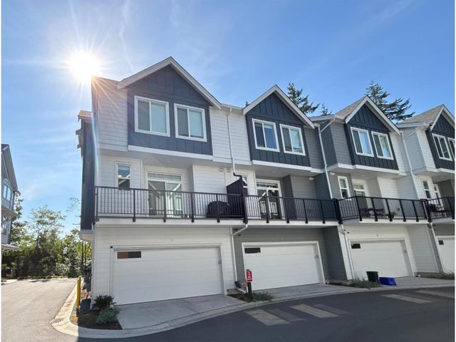 12 17458 100 Avenue, Surrey