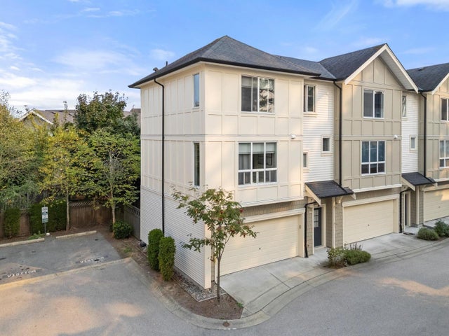 52 7848 209 Street, Langley