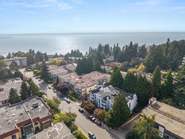 103 1473 Blackwood Street, White Rock