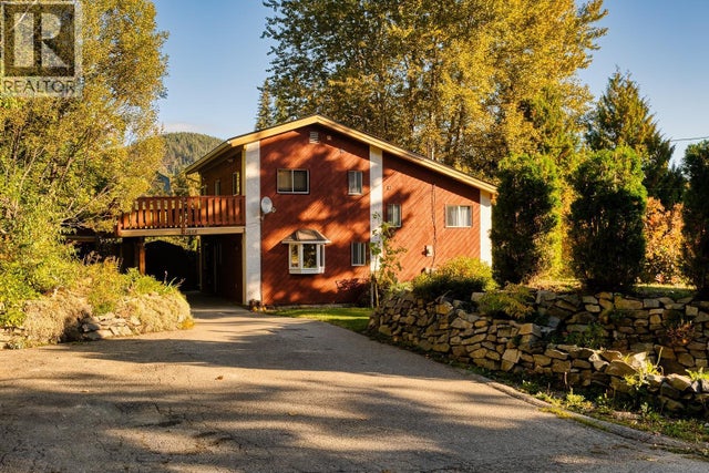 1858 Princess Avenue, Rossland