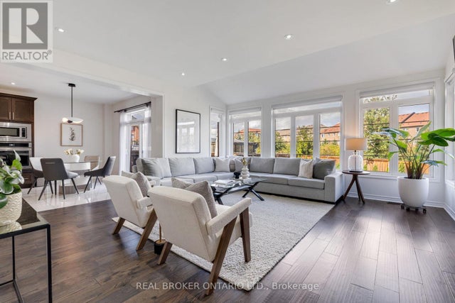 4 Mugford Crescent, Brampton (bram West)