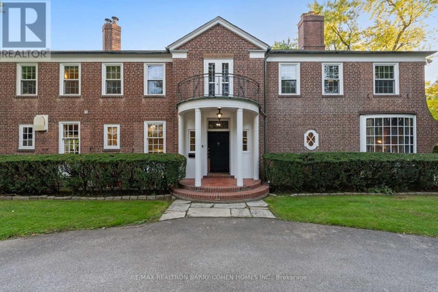 7 Alderbrook Drive, Toronto (banbury-Don Mills)