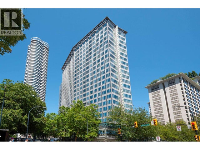 310 989 Nelson Street, Vancouver