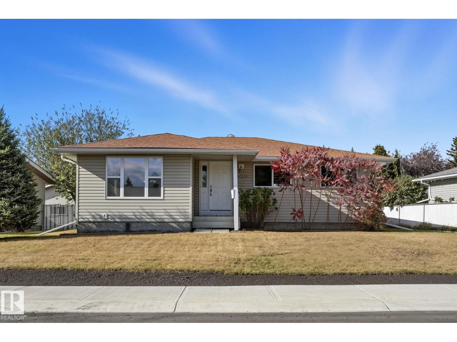 14208 30 St Nw, Edmonton