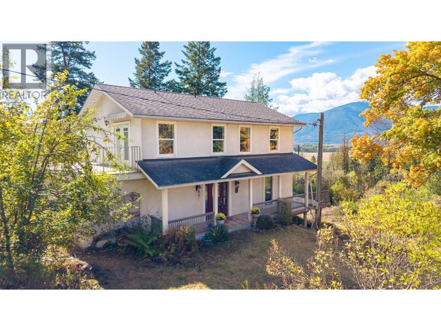 5662 3a Highway, Wynndel