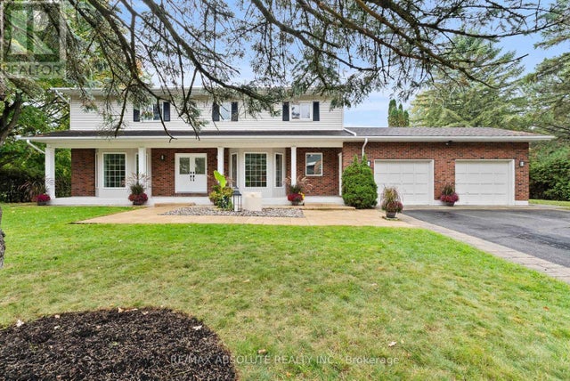 6 Howard Court, Ottawa