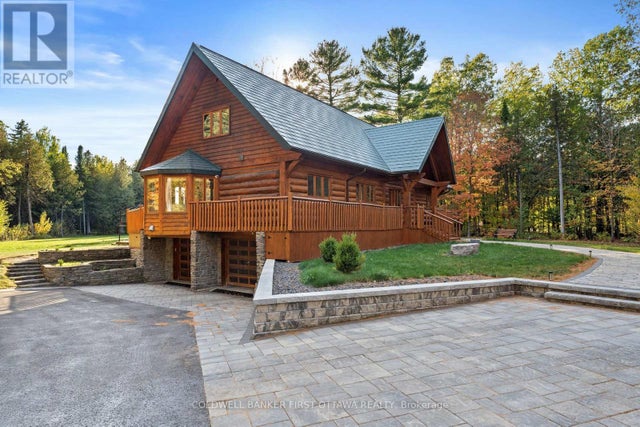 9 Lucas Lane, Ottawa