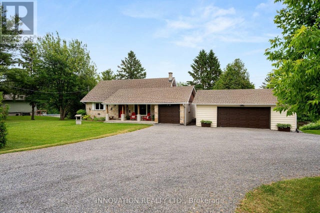 1424 Notre Dame Street, Russell