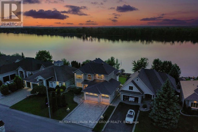 6373 Radisson Way, Ottawa