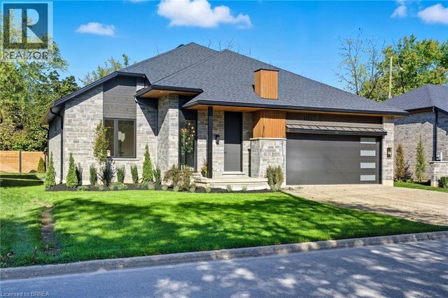 141 Parkside Drive, Brantford