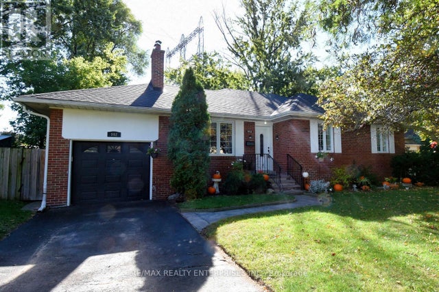 992 Baldwin Road, Mississauga (lakeview)