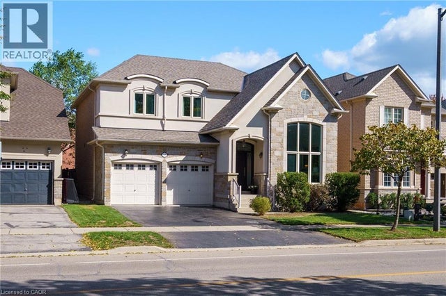 317 Great Lakes Boulevard, Oakville