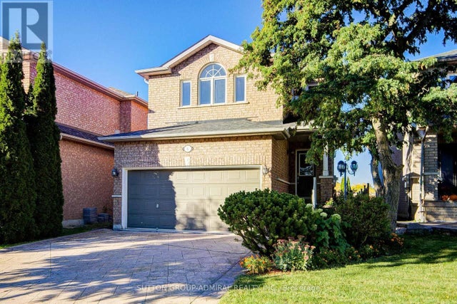 6 Lorridge Street, Richmond Hill (oak Ridges Lake Wilcox)