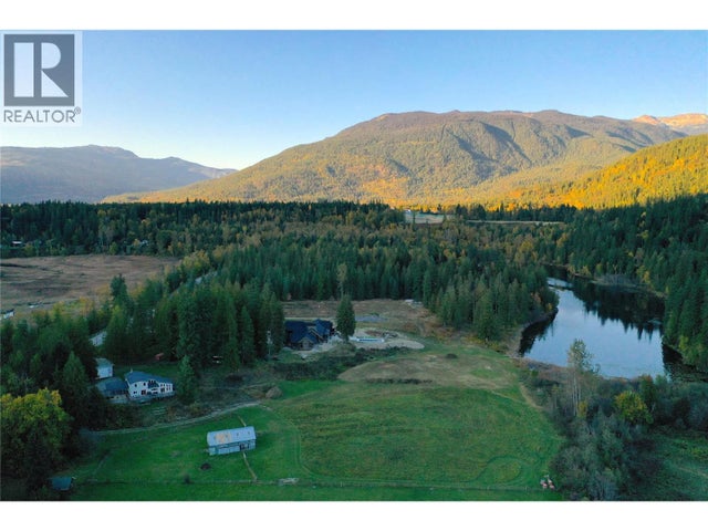 2626 Airport Way, Revelstoke