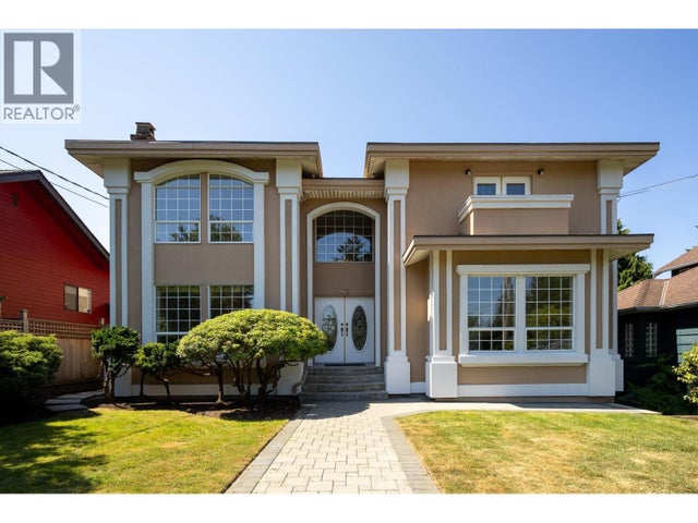 912 Fifth Street, New Westminster