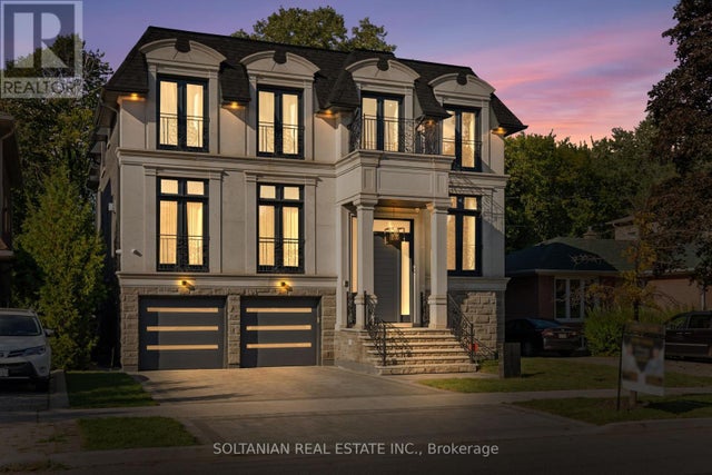 352 Patricia Avenue, Toronto (newtonbrook West)