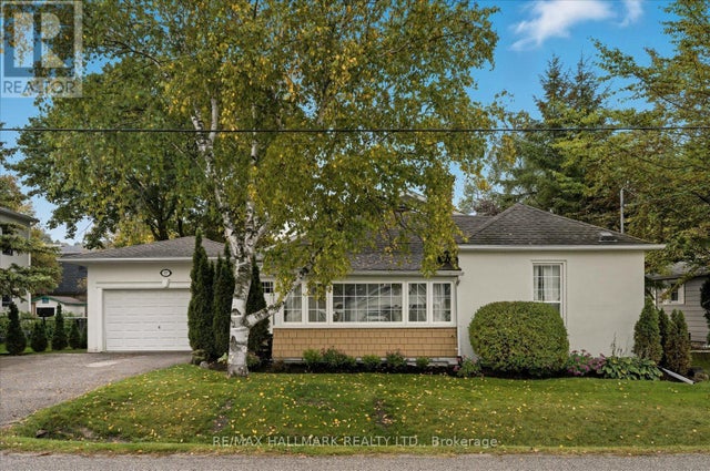 17 Mill Street, East Gwillimbury (mt Albert)