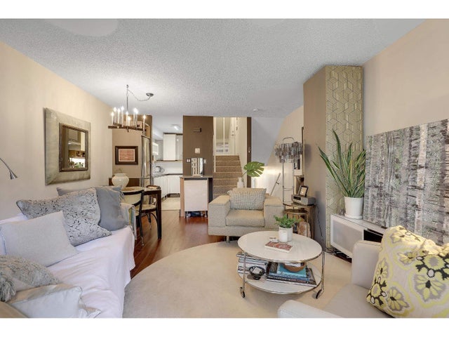 9 17700 60 Avenue, Surrey