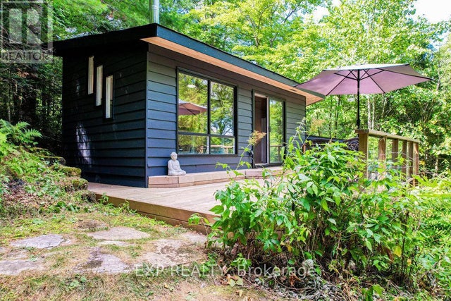 565 West Diamond Lake Road, Hastings Highlands (herschel Ward)