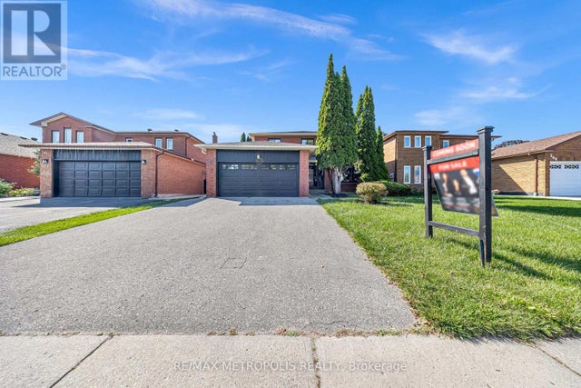 296 Thornton Road N, Oshawa (mclaughlin)