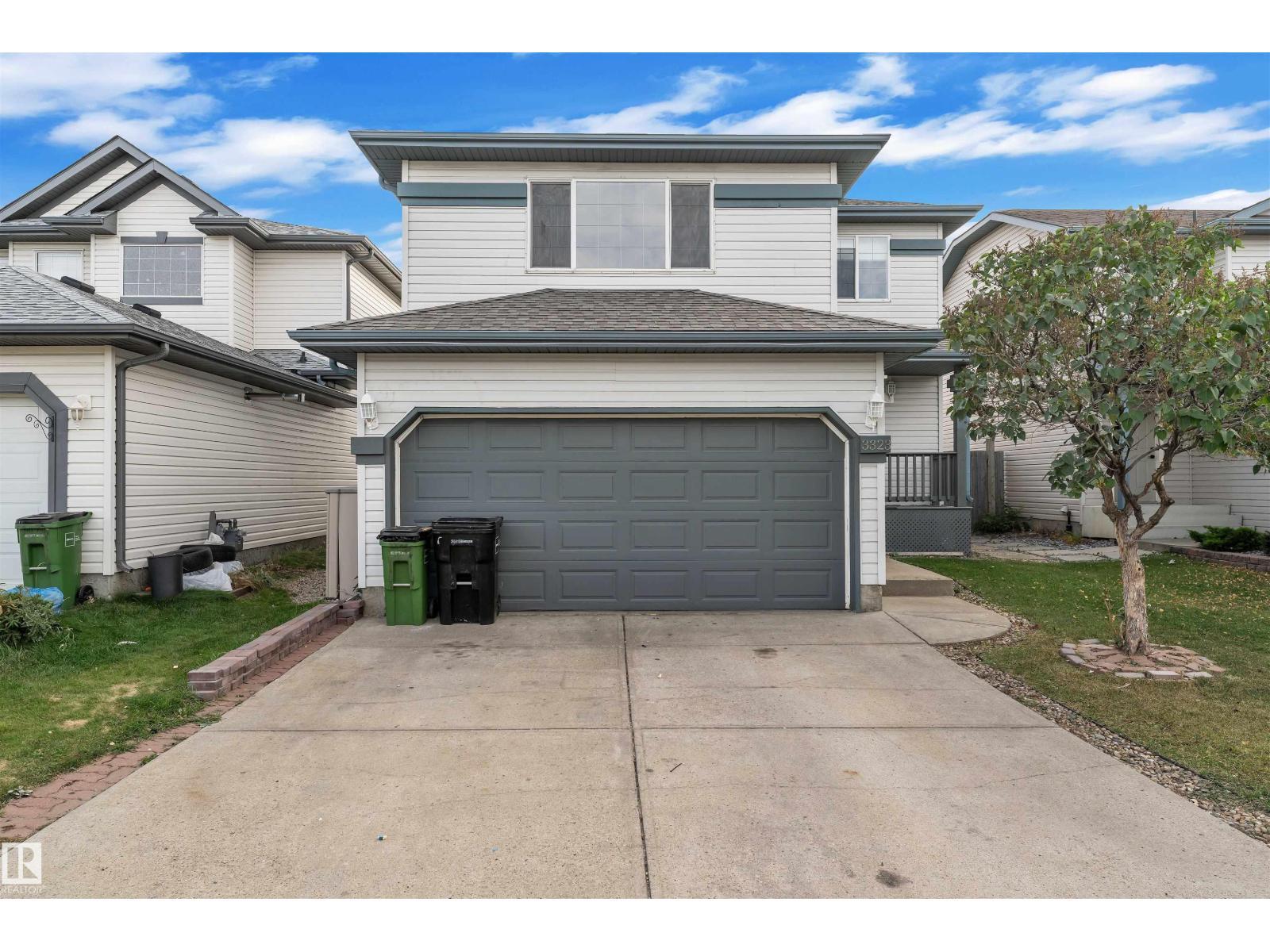 3323 26 Av Nw, Edmonton