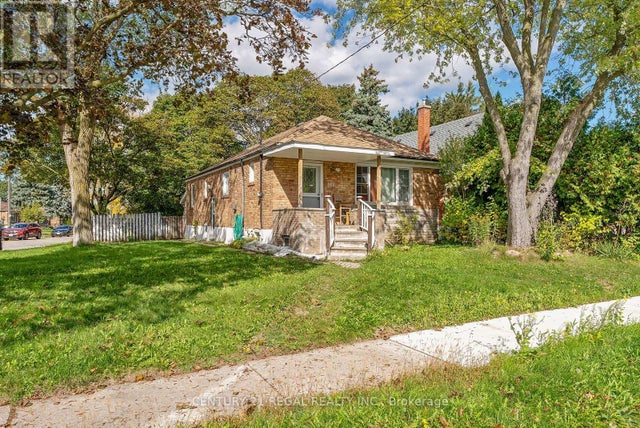 106 Flora Drive, Toronto (dorset Park)