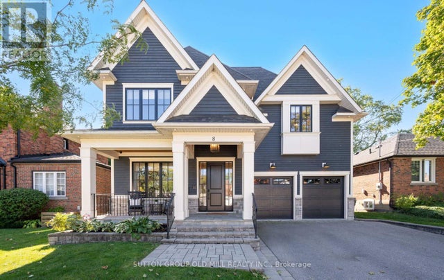 8 Cumberland Drive, Mississauga (port Credit)