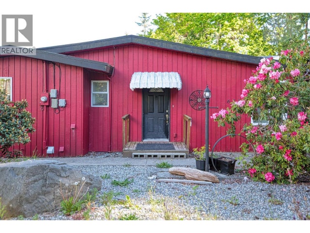 6533 Meier Road, Sechelt